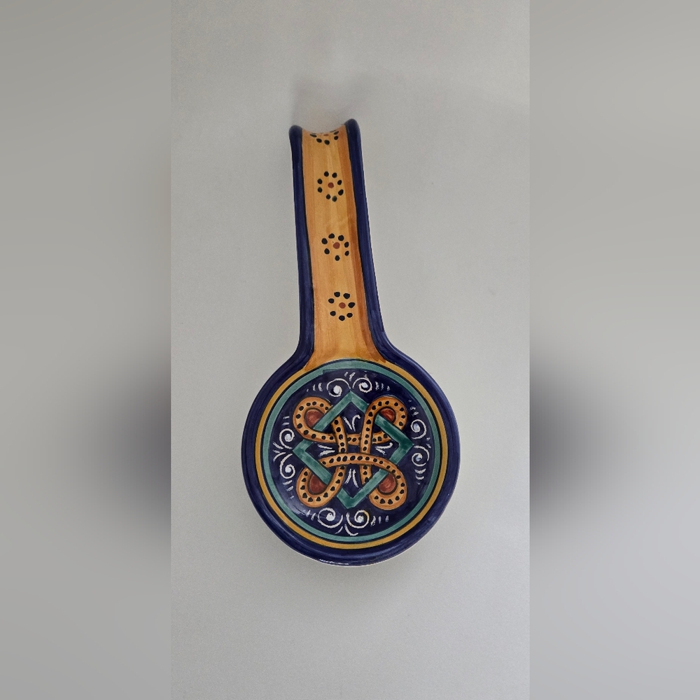 Vintage DETURA Handcrafted Spoon Rest with INTRICATE Blue and Yellow Design